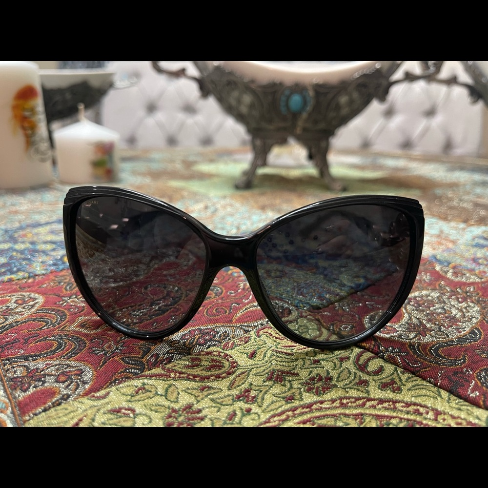 Bulgari sunglasses . - Picture 2 of 14